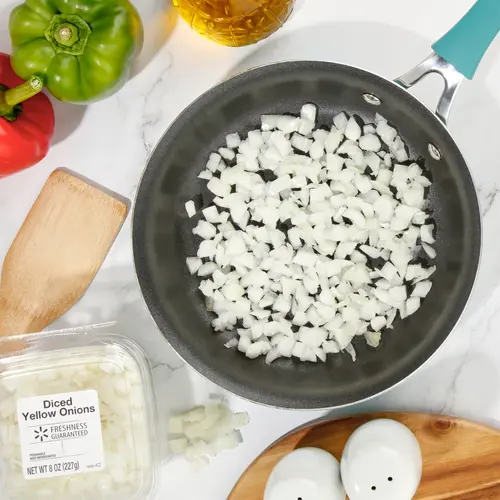 Freshness Guaranteed Diced Fresh Yellow Onions, 8 oz thumbnail 2