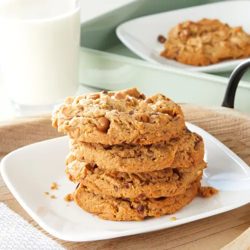 Marketside Decadent Peanut Butter Cup Baked Cookies Made with Reese's Peanut Butter Cups, 13.5 oz, 6 Count thumbnail 3