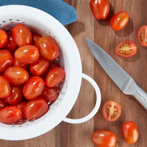 Fresh Organic Grape Tomato, 1 lb Package thumbnail 3