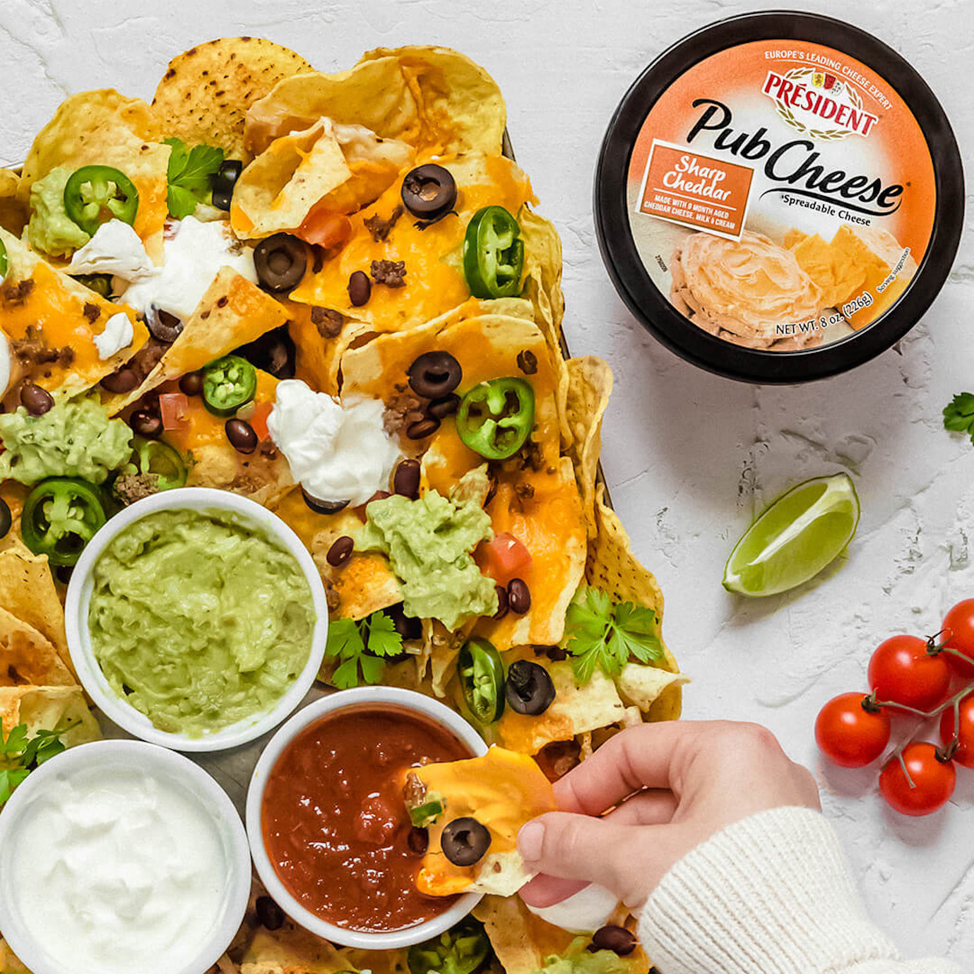 President Pub Cheese Sharp Cheddar Cheese Spread, 8 oz (Refrigerated) thumbnail 3