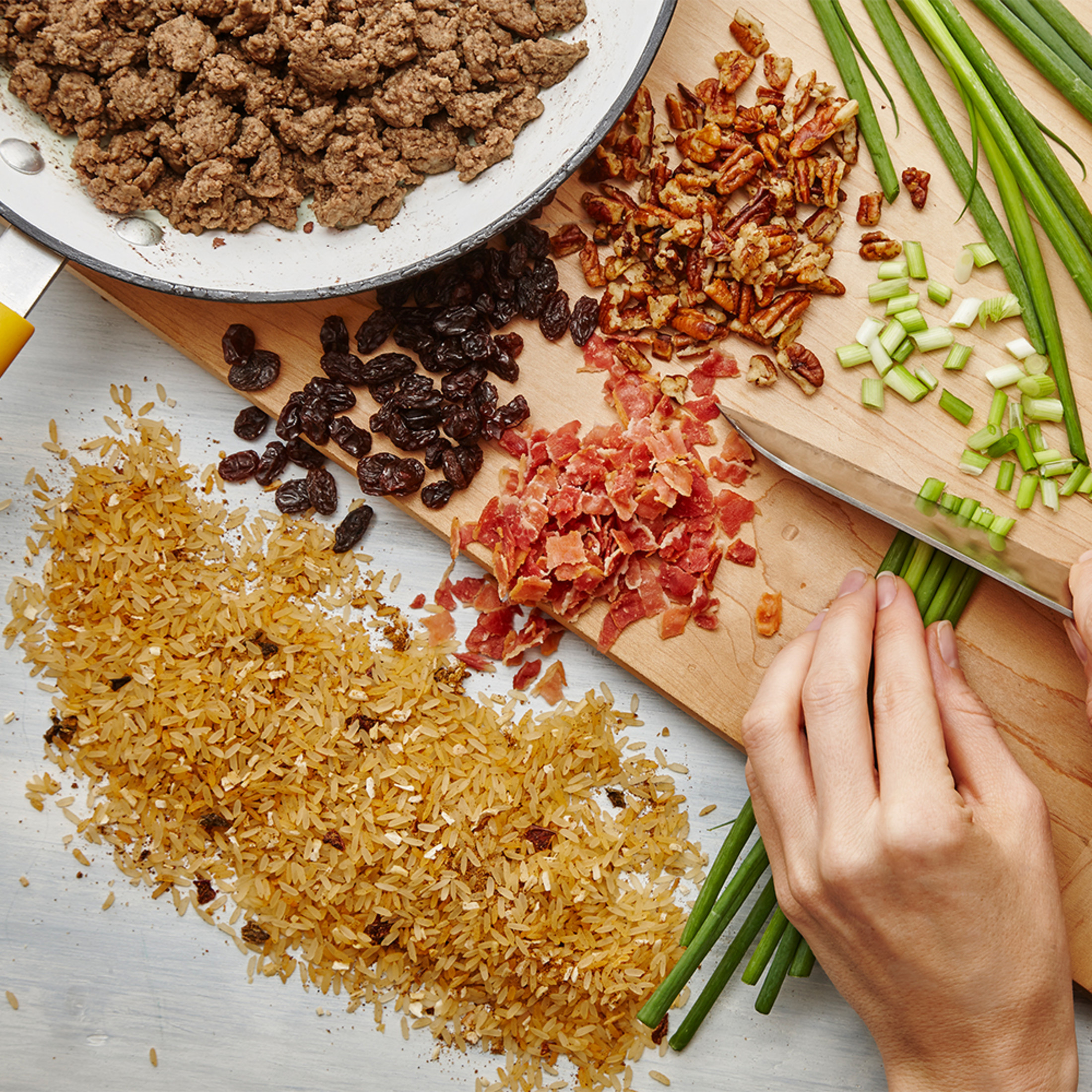 Zatarain's No Artificial Flavors Gluten Free Family Size Dirty Rice Mix, 12 oz Box thumbnail 4