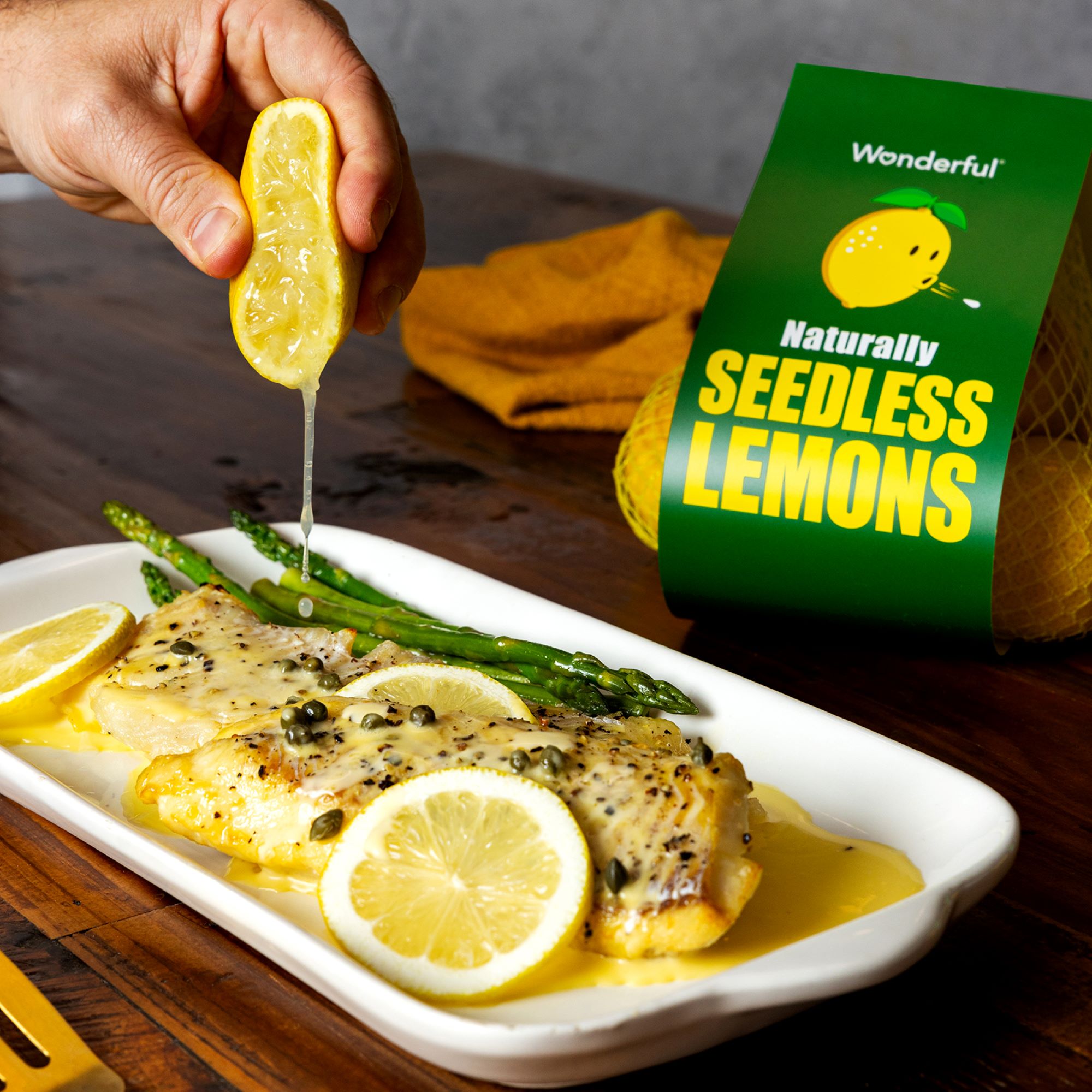 Fresh Seedless Lemons, 1 lb Bag thumbnail 4