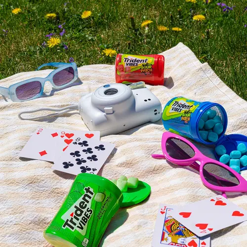 Trident Vibes Sugar Free Gum, Spearmint Rush, Regular Size, 40 Piece Bottle thumbnail 4