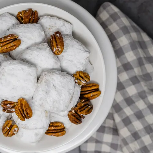 Little Dutch Boy Bakery Pecan Meltaway Baked Gourmet Cookie Tin, 32 oz, Approx. 60 Count thumbnail 3