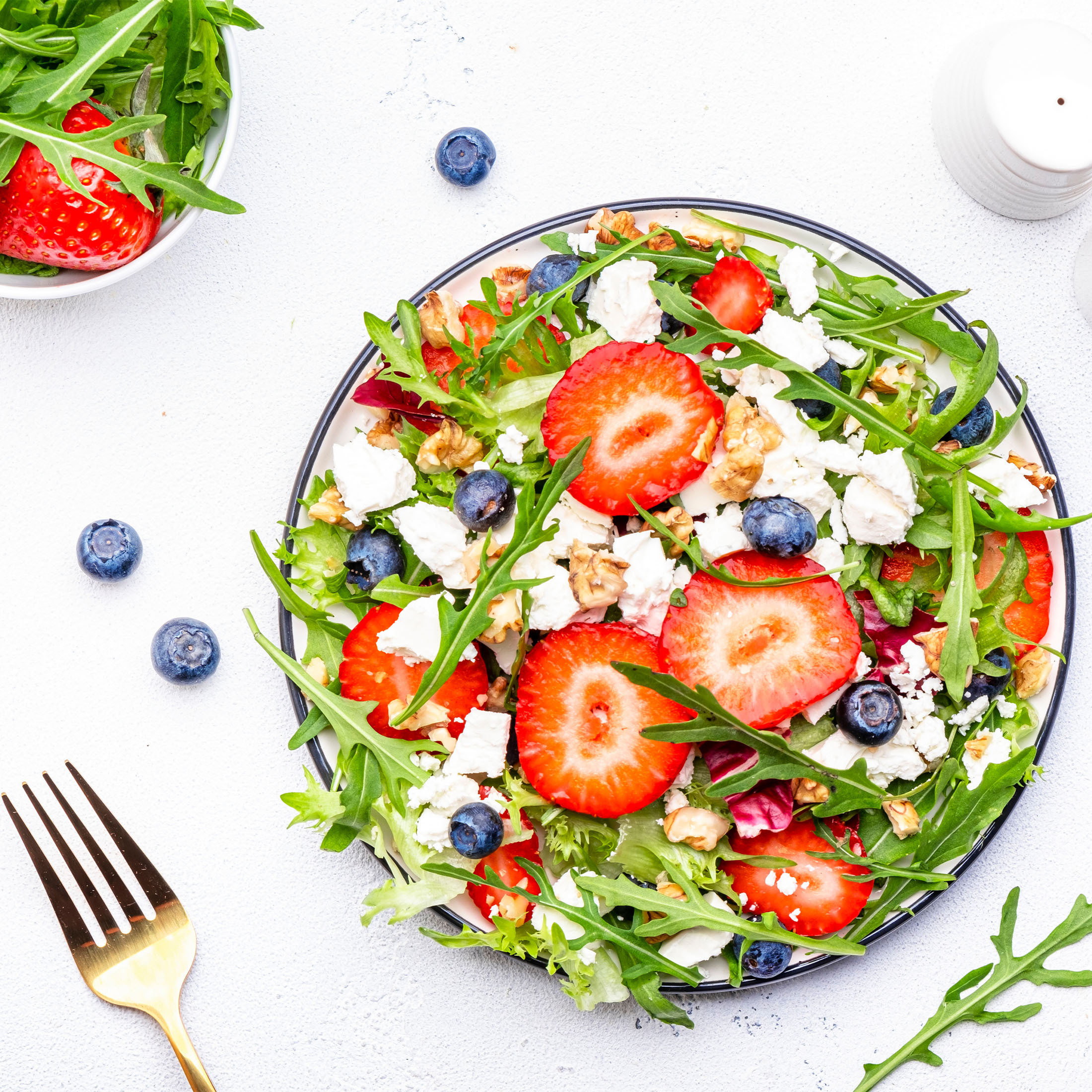 Freshness Guaranteed Strawberry Blueberry Blend, 14 oz thumbnail 2