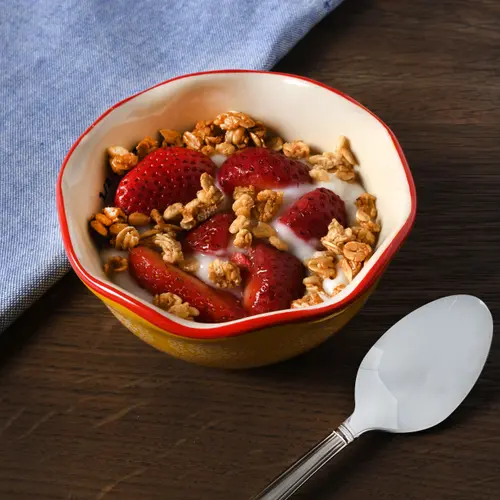 Fresh Cut Strawberry Parfait with Vanilla Yogurt and Granola, 7 oz Cup thumbnail 2
