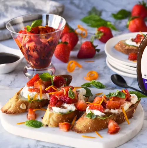 Skinnygirl Balsamic Vinaigrette Salad Dressing 8 fl. oz. Bottle thumbnail 3