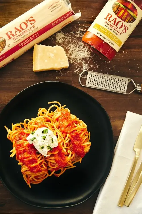 Rao's Made for Home Four Cheese Pasta Bake, Family Size Frozen Dinner, 25 oz thumbnail 4