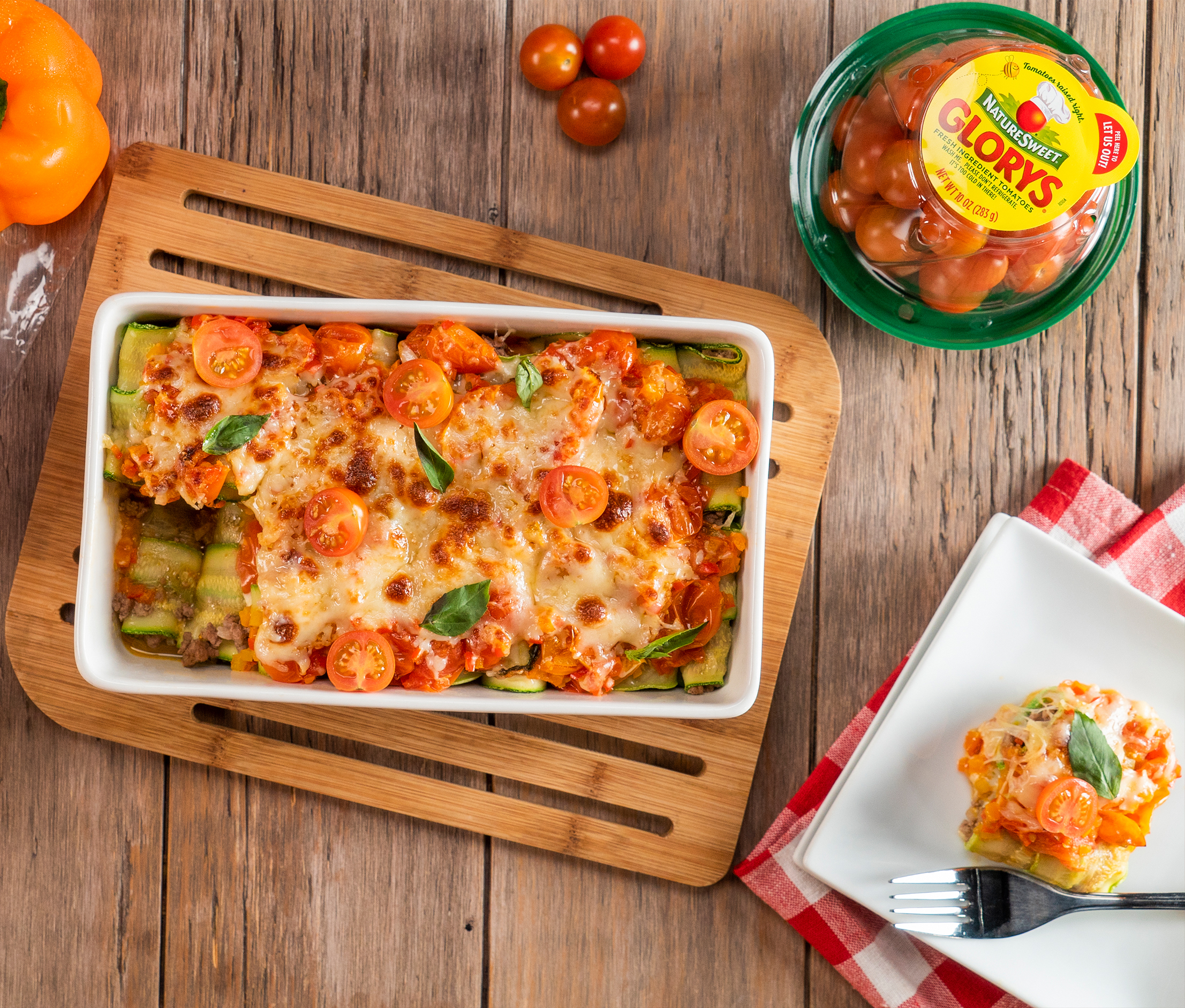 Fresh Glorys Cherry Tomatoes, 10 oz Package thumbnail 4