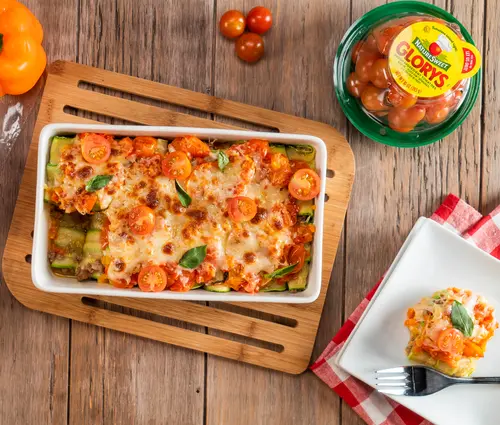 Fresh Glorys Cherry Tomatoes, 10 oz Package thumbnail 4