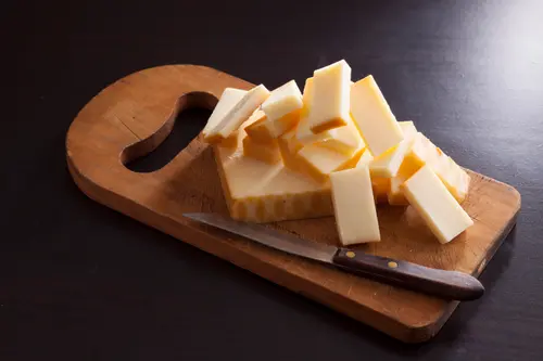 Black CreekÂ® Artisan Series Double Smoked Cheddar Cheese, 7 oz Bar thumbnail 3