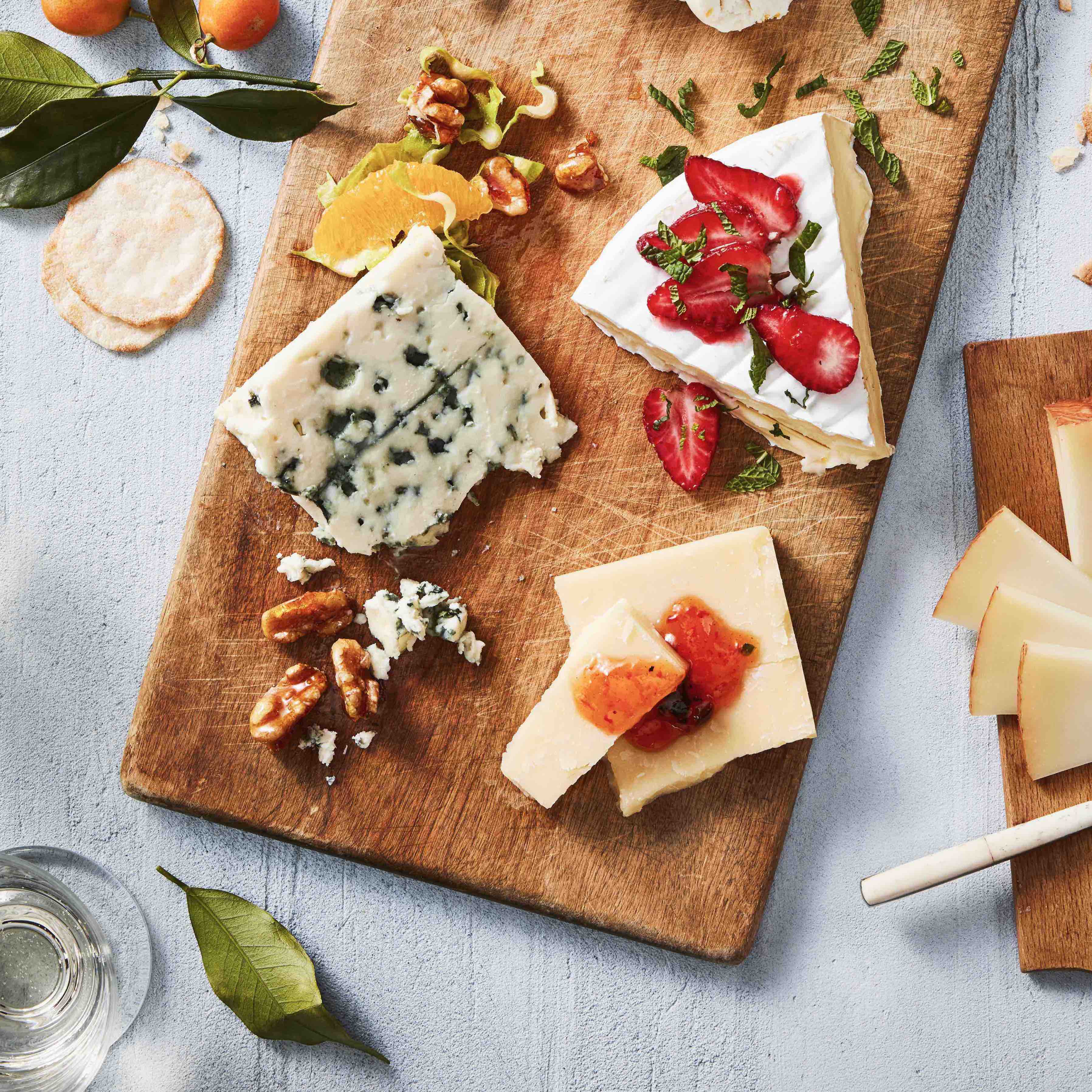 President Brie Cheese Wedge Foil Wrapped, 7 oz (Refrigerated) thumbnail 3