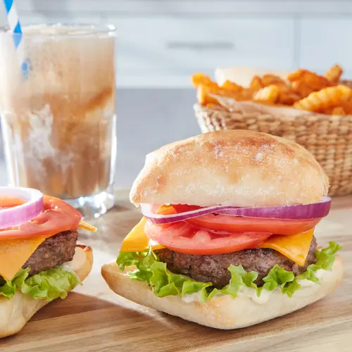 Marketside 100% Angus Beef Burgers, 6 Count, 2lb (Frozen) thumbnail 2