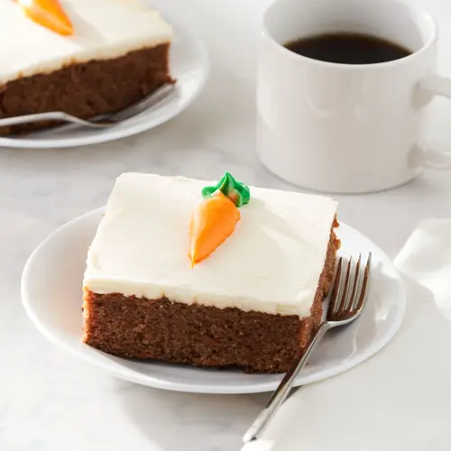 Freshness Guaranteed Carrot Cake Square, Cream Cheese Frosting, 7.25oz thumbnail 3