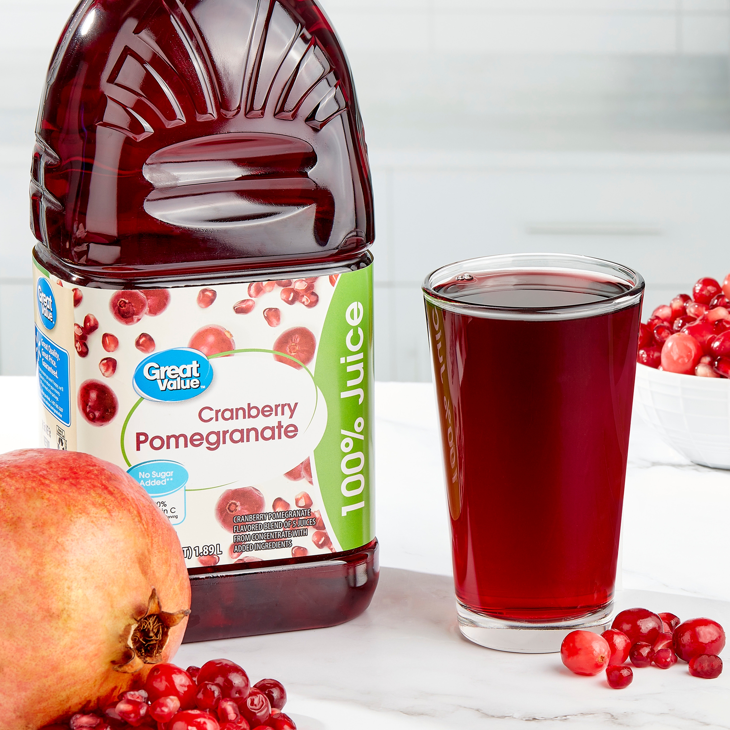 Great Value 100% Cranberry Pomegranate Juice, 64 fl oz thumbnail 2