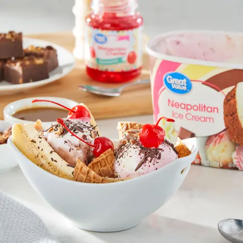 Great Value Neapolitan Ice Cream, 48 fl oz thumbnail 2