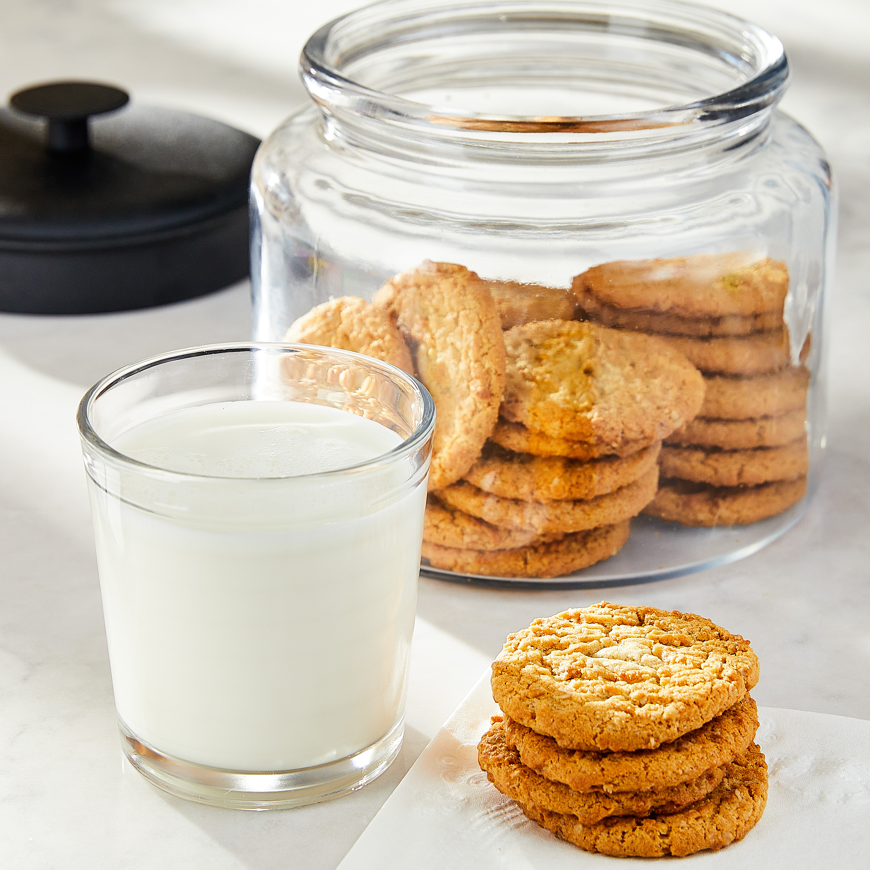 Great Value Oatmeal Flavor Cookies, 18 oz thumbnail 2