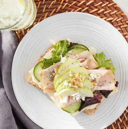 Great Value Mesquite Smoked Turkey Breast Lunchmeat, 16 oz Plastic Tub thumbnail 3