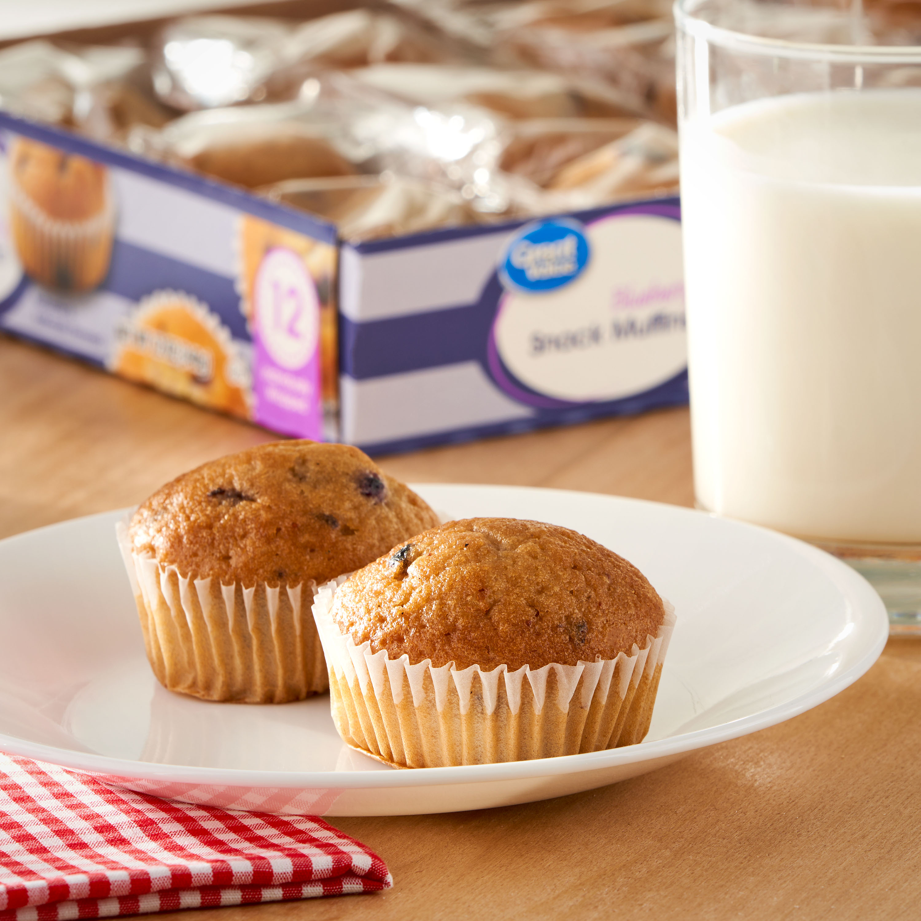 Great Value Blueberry Snack Mini Muffins, Moist, Light, Fluffy Individually Wrapped Pastry, 12 oz, 12 Count thumbnail 2