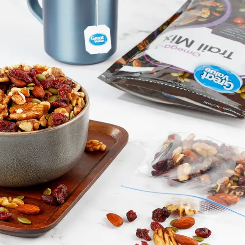 Great Value Omega-3 Trail Mix, 22 oz thumbnail 3