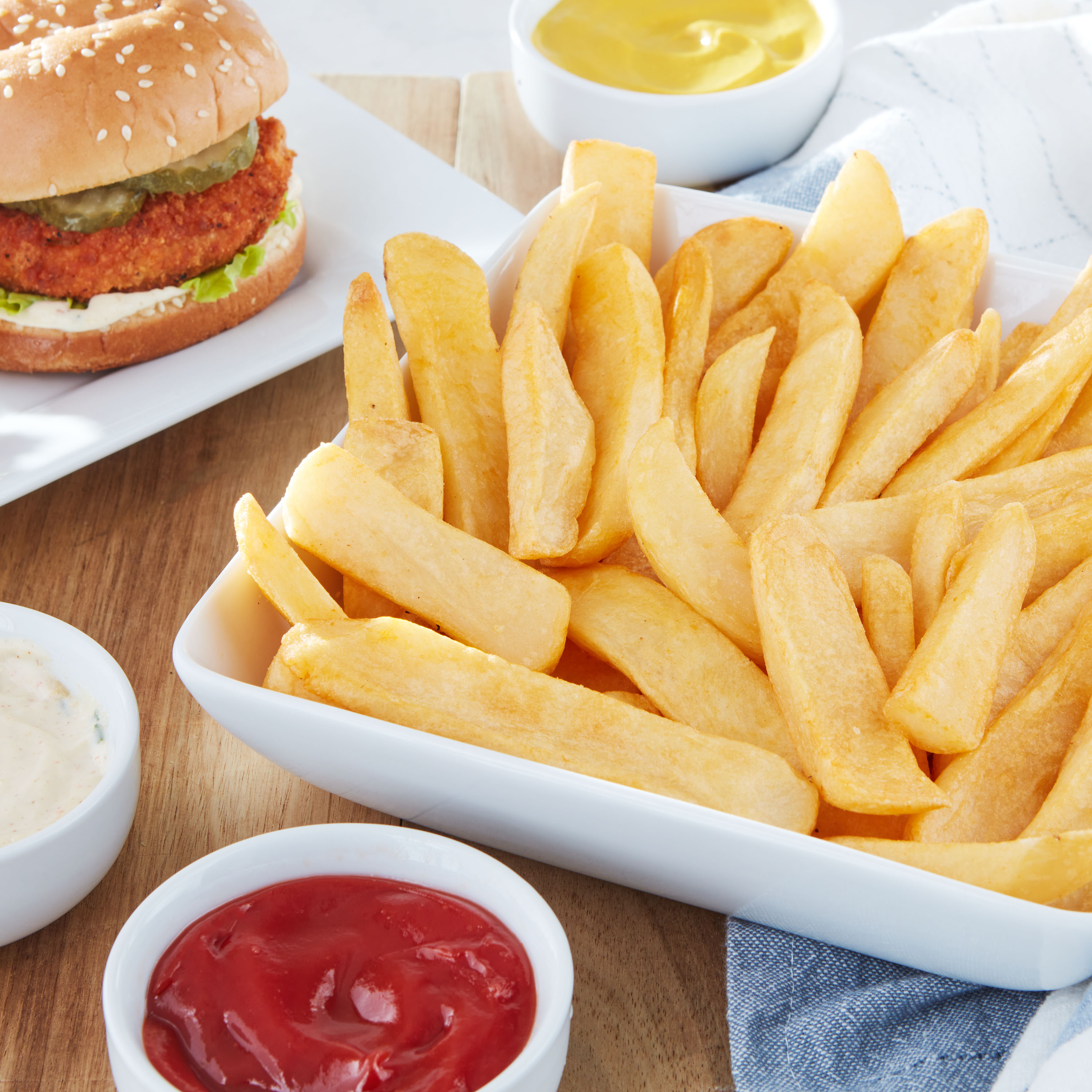 Great Value Steak Cut French Fried Potatoes, 28 oz Bag (Frozen) thumbnail 2