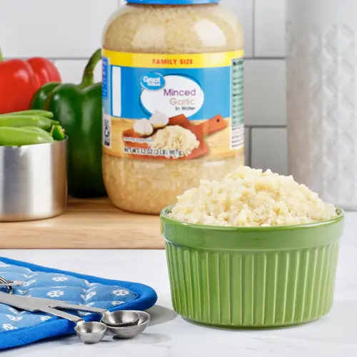 Great Value Minced Garlic in Water, 32 oz thumbnail 2