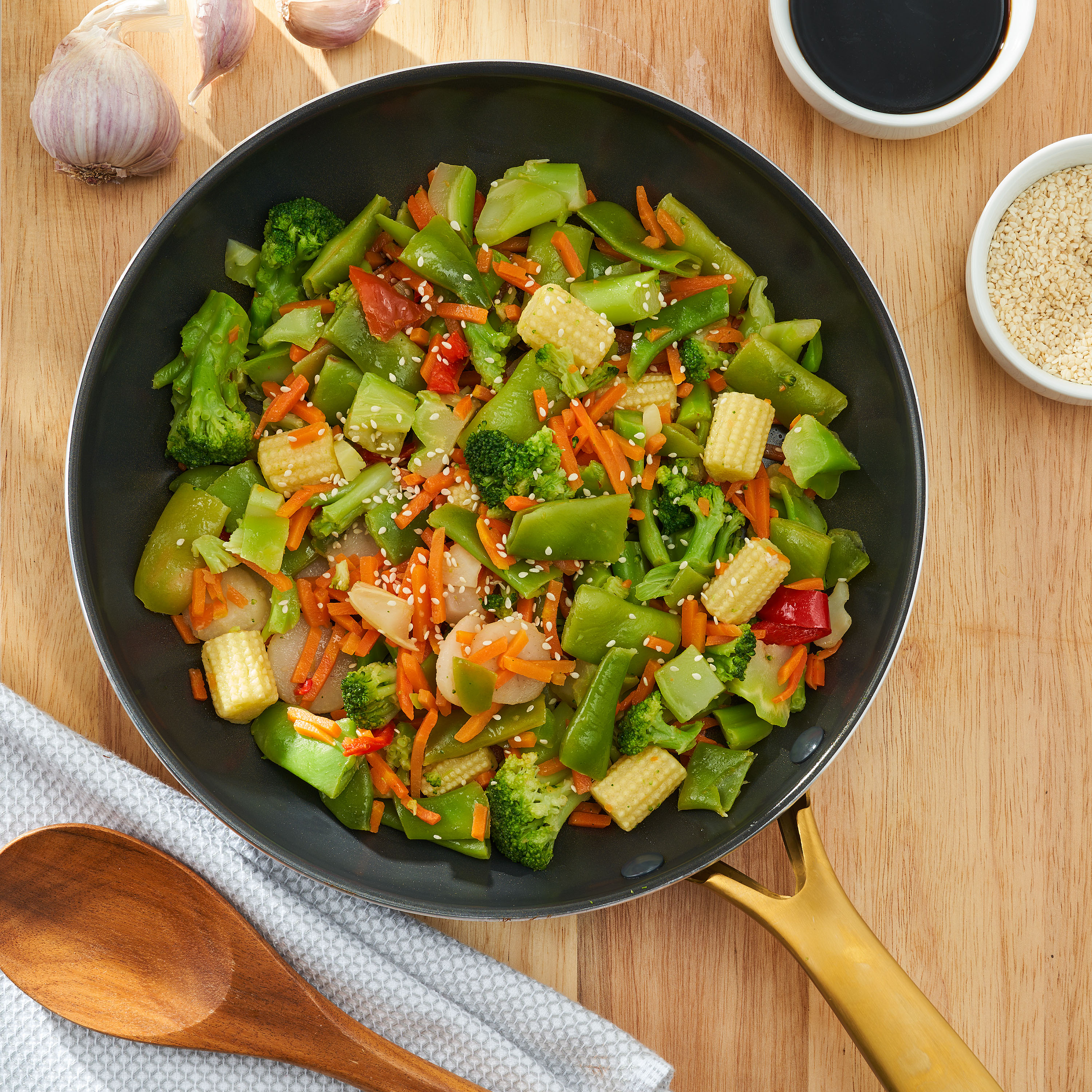 Great Value Frozen Deluxe Stir Fry, Mixed Vegetables, 20 oz Bag thumbnail 2