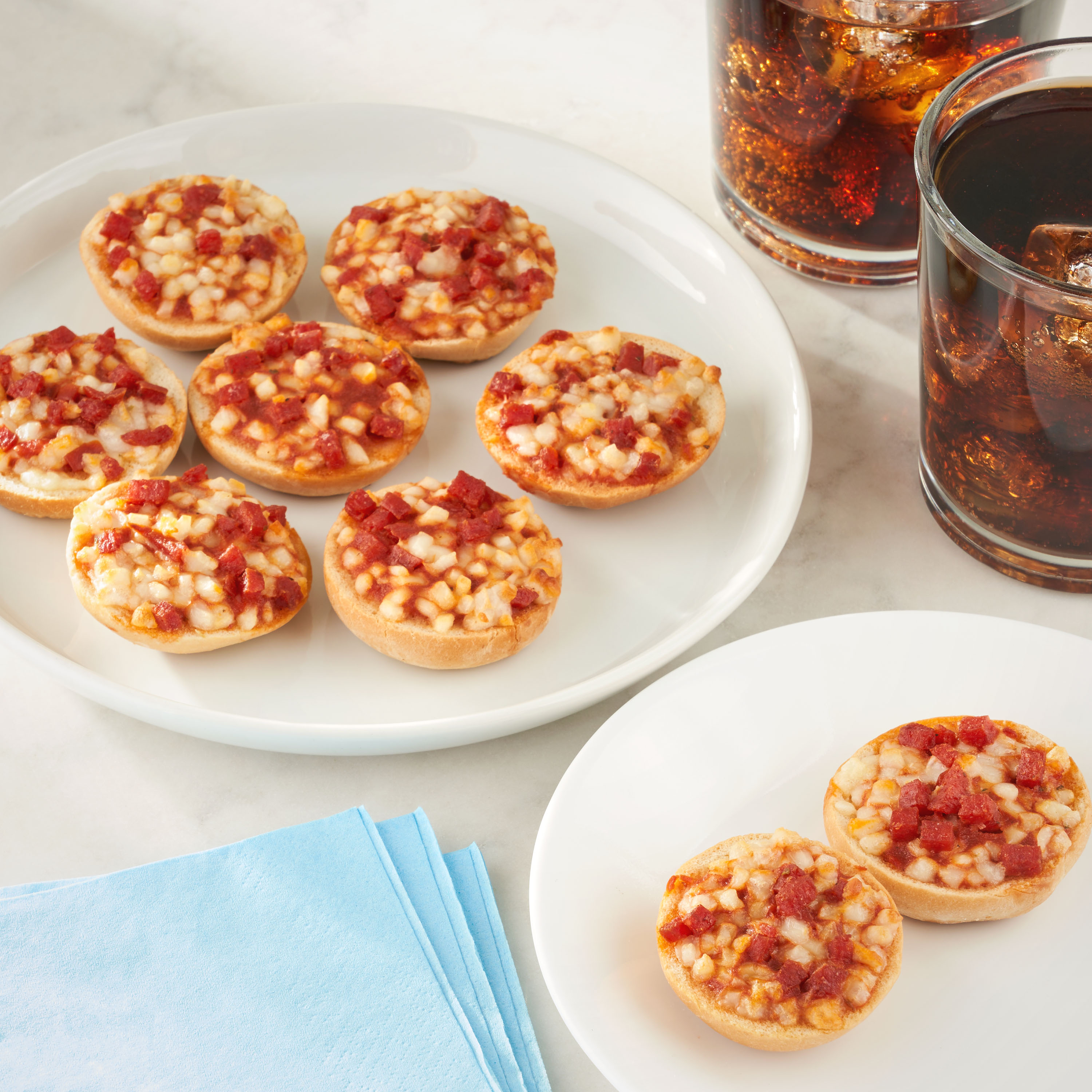 Great Value Cheese & Pepperoni Mini Pizza Bagels, 7 oz, 9 Count thumbnail 2