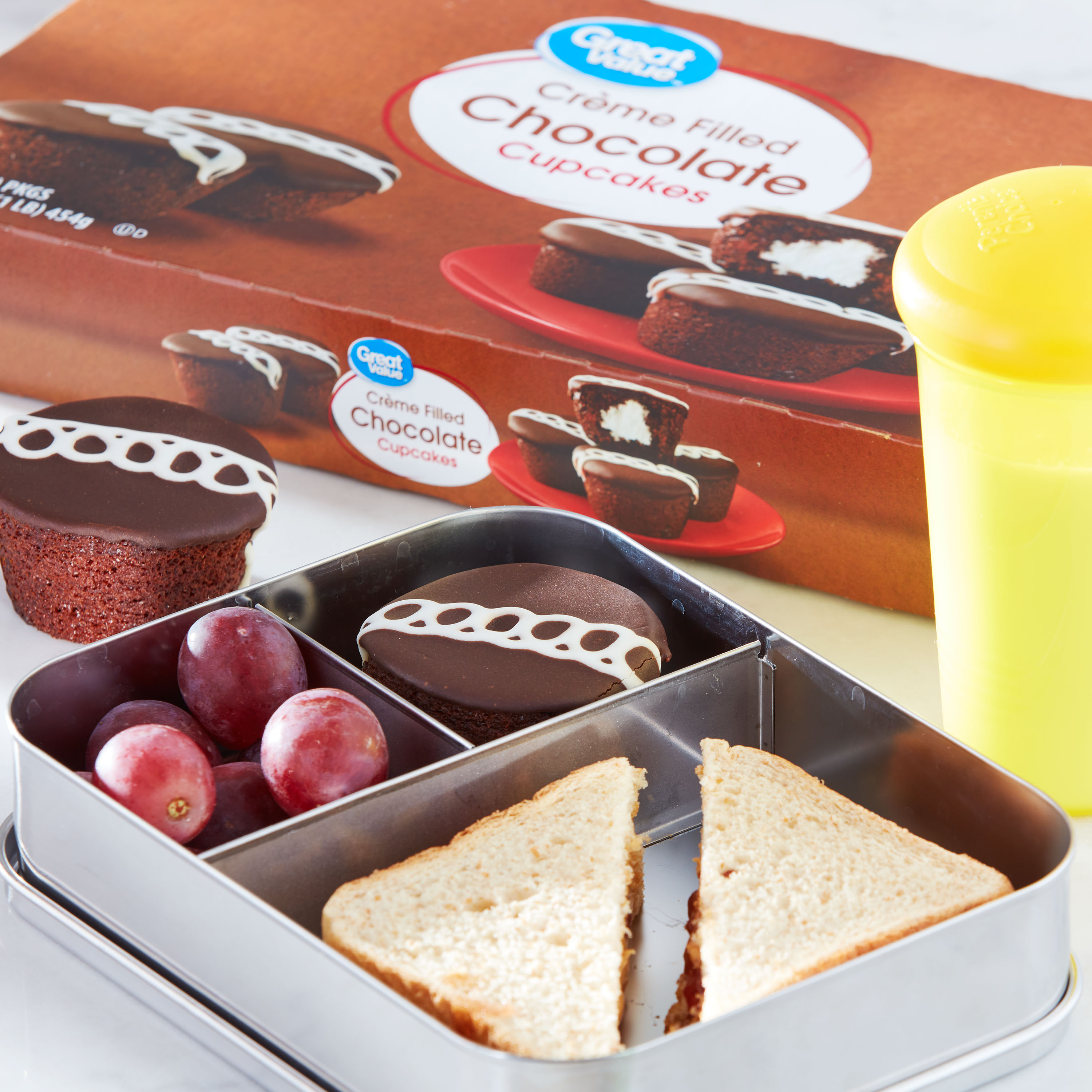 Great Value Creme Filled Chocolate Cupcakes, 16 oz, 8 Count thumbnail 2