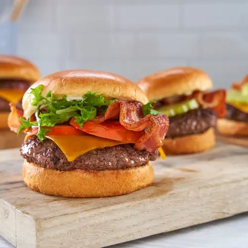 80% Lean / 20% Fat Ground Beef Chuck Patties, 4 Count, 1/3 lb patties, 1.33 lb Tray, Fresh, All Natural* thumbnail 3