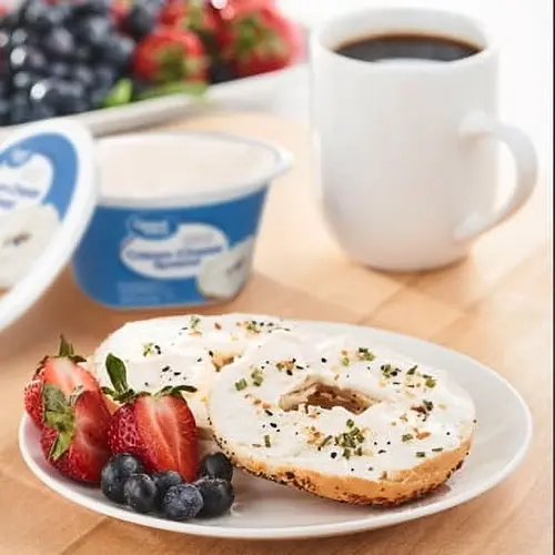 Great Value Cream Cheese Spread, 8 oz Tub thumbnail 2