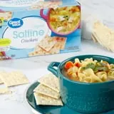 Great Value Saltine Crackers, 16 oz, 4 Count thumbnail 2