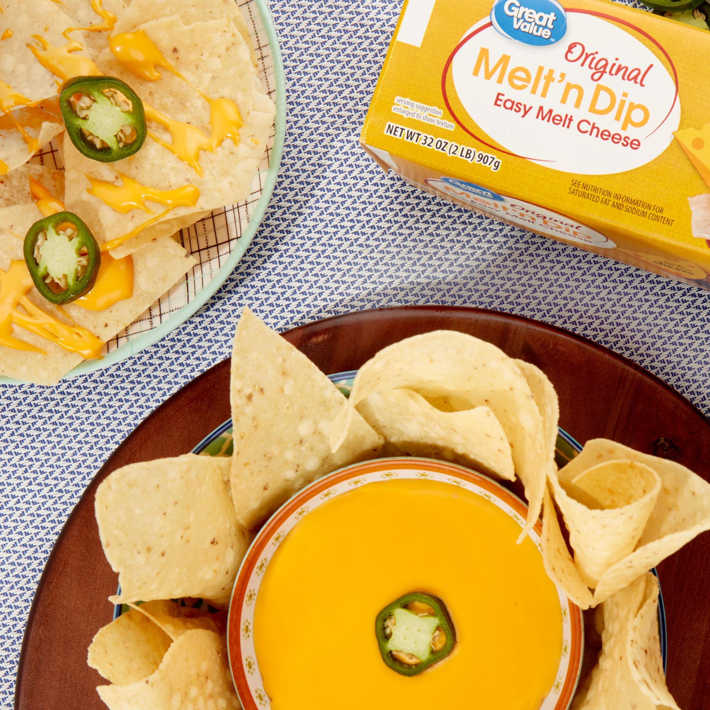 Great Value Melt'n Dip Easy Melt Cheese, 32 oz thumbnail 2