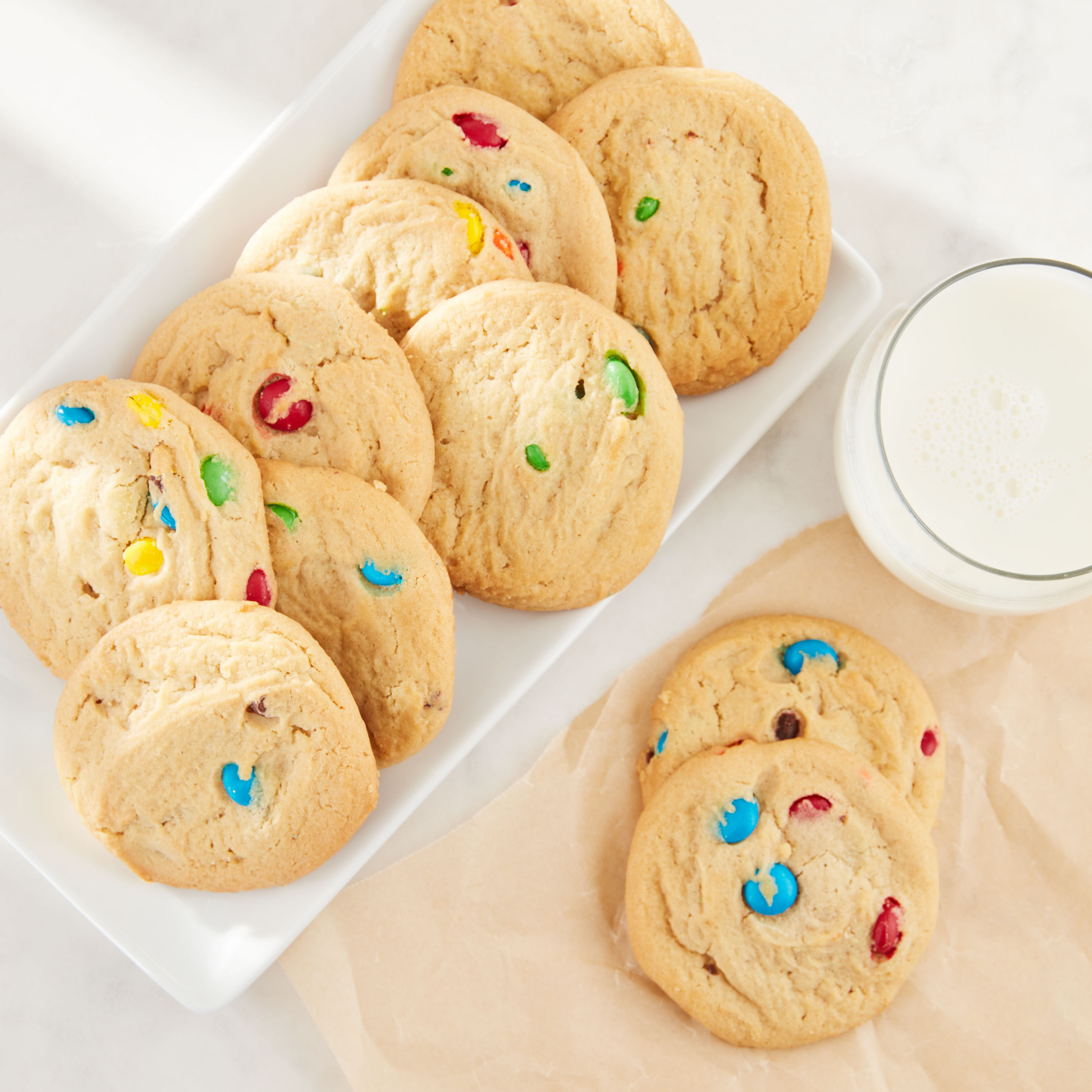 Freshness Guaranteed Candy Bakery Cookies Made with M&M'S Candies, 14 oz, 10 Count thumbnail 3