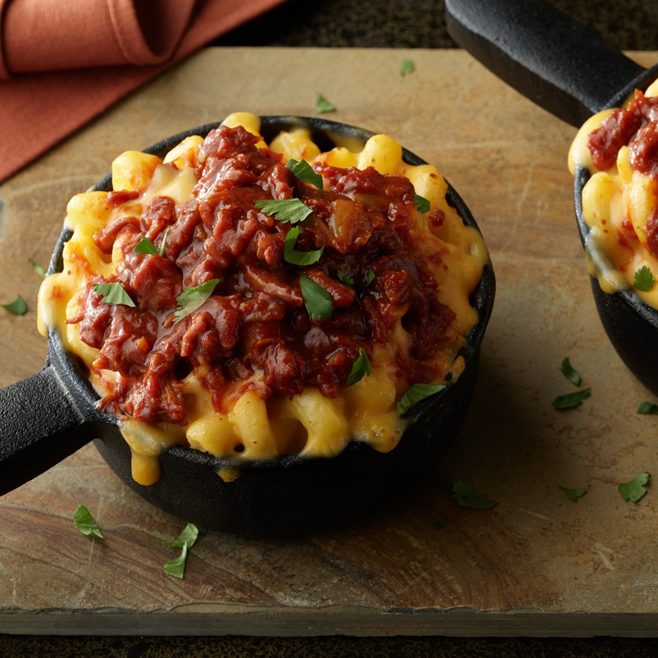 LLOYD'S Seasoned Shredded Pork, Regular, Refrigerated, 16 oz Plastic Tub thumbnail 4