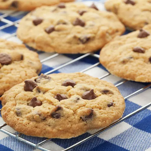 Emergency Essentials, Dried Whole Egg Powder, Emergency Food Supply, High-Protein Survival Food, 33-oz. Large Can, 10-Year Shelf thumbnail 4