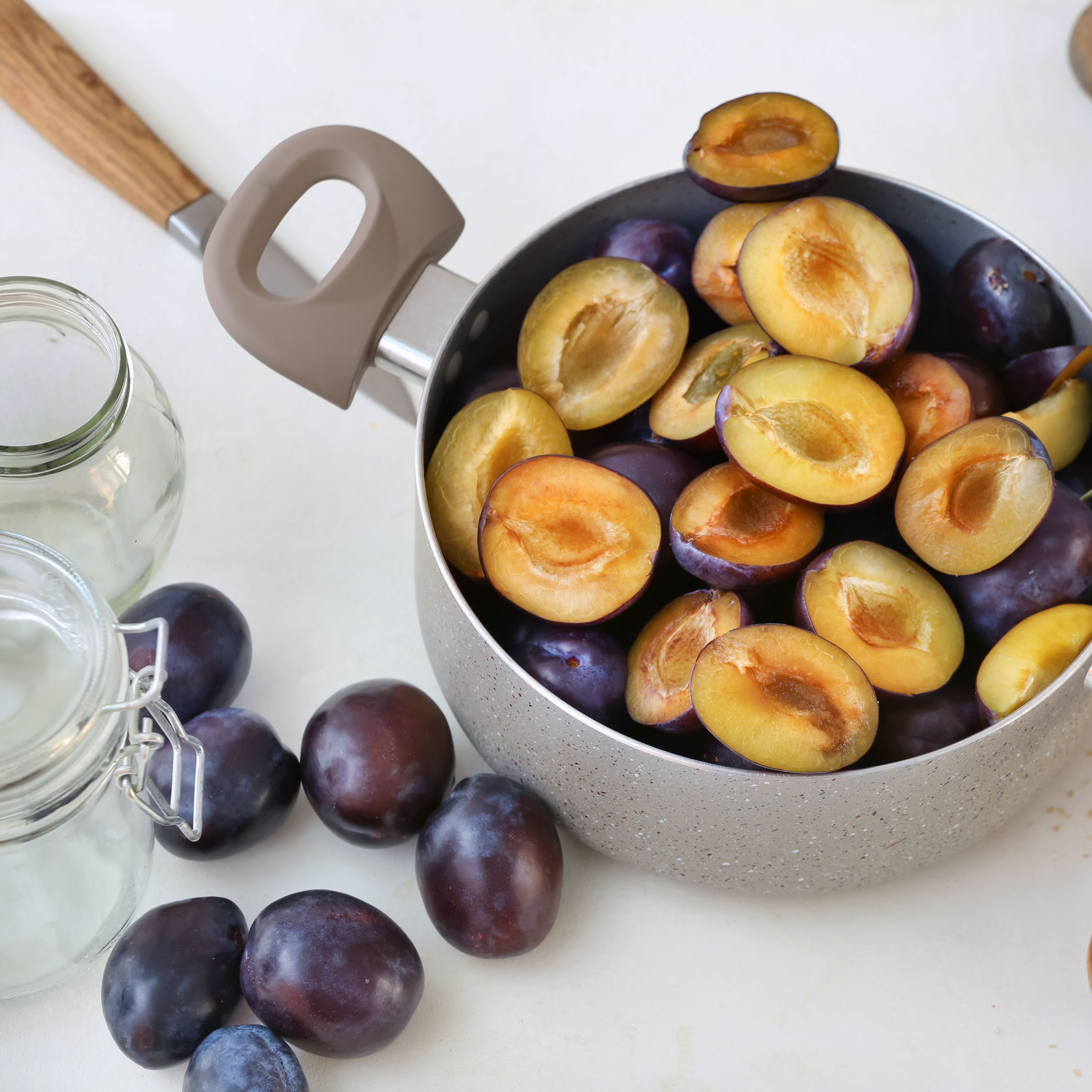 Fresh Plum, Each thumbnail 3