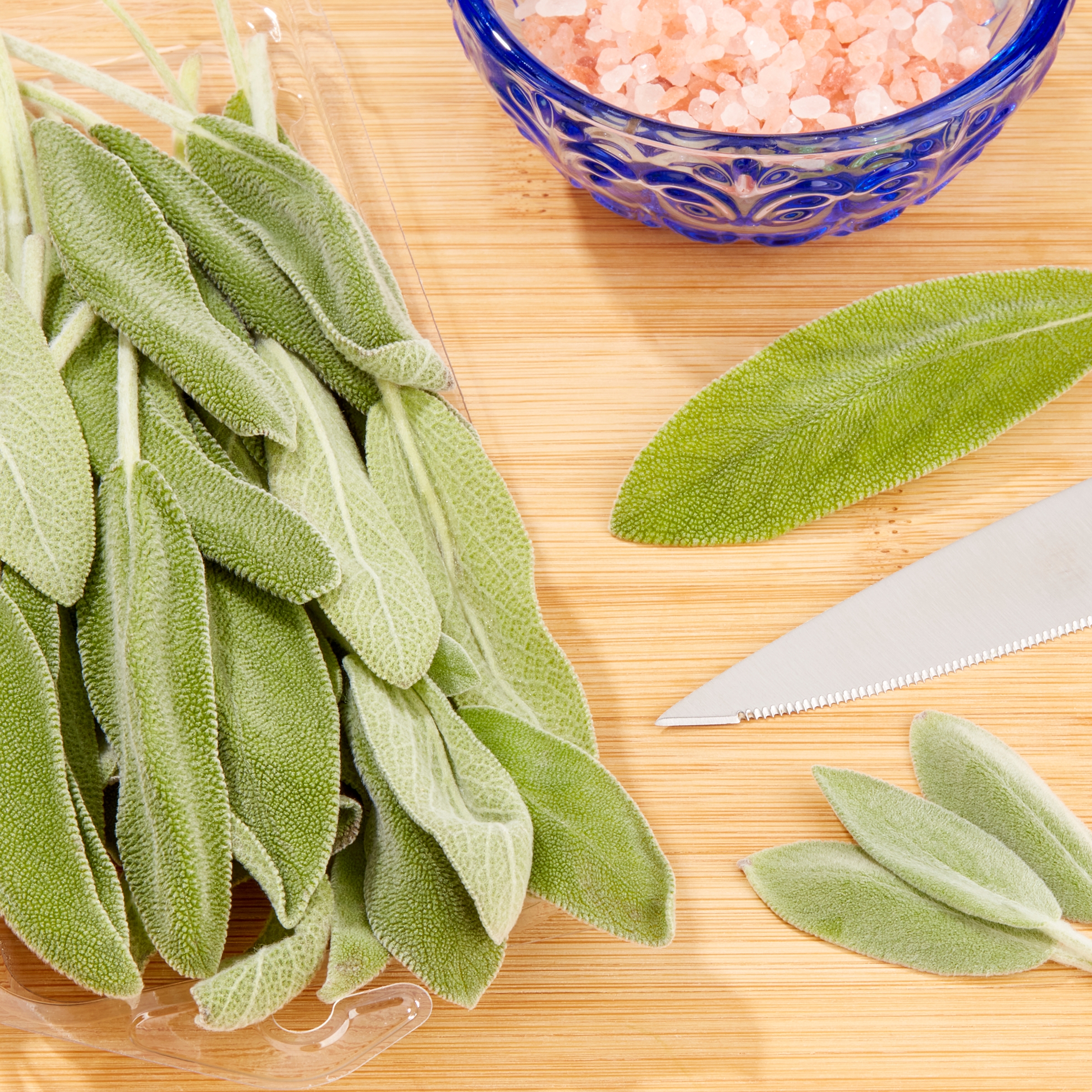Fresh Sage, 0.5 oz Clamshell thumbnail 2