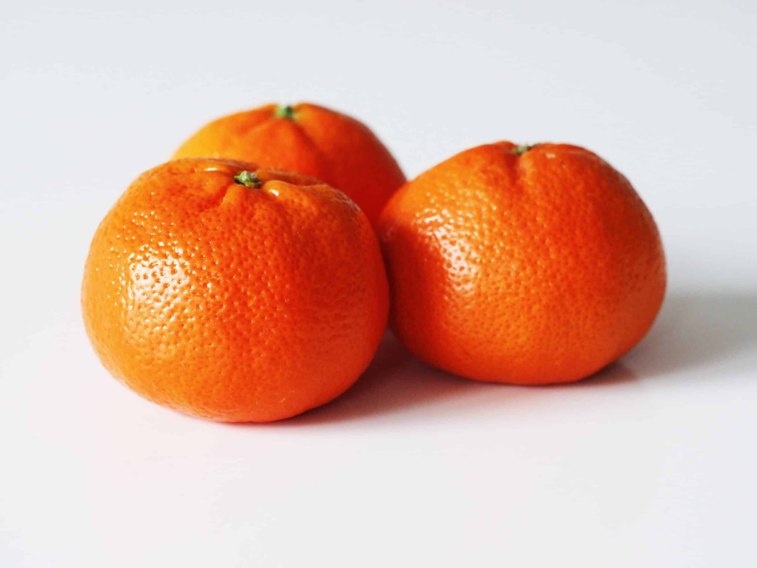 Fresh Organic Mandarin Oranges, 2 lb Bag thumbnail 4