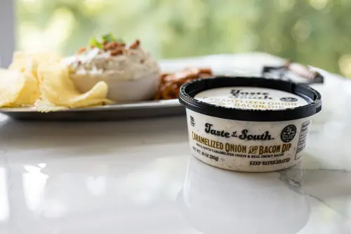 Taste of the South Caramelized Onion & Bacon Dip, 10 oz (Refrigerated, Tub, Spread) thumbnail 4