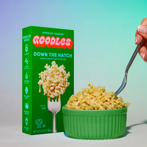 Goodles Mac & Cheese Down the Hatch Noodles, Cheddar Chile Popper, Fusilli, Shelf-Stable, 5.25 oz thumbnail 3