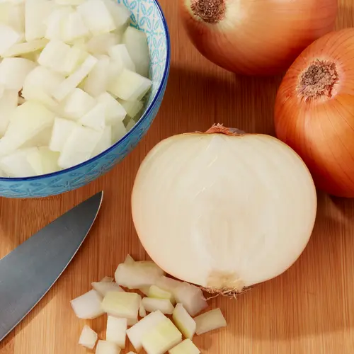 Fresh Whole Yellow Onion, Each thumbnail 3