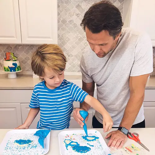 Bakery Bling Dinosaur Designer Cookie Kit, 8 count, Nut Free, Dairy Free thumbnail 4