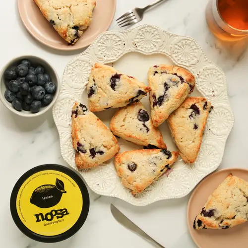 Noosa Yoghurt, Whole Milk Yogurt, Velvety Smooth & Creamy, Lemon, 8 oz Tub thumbnail 2