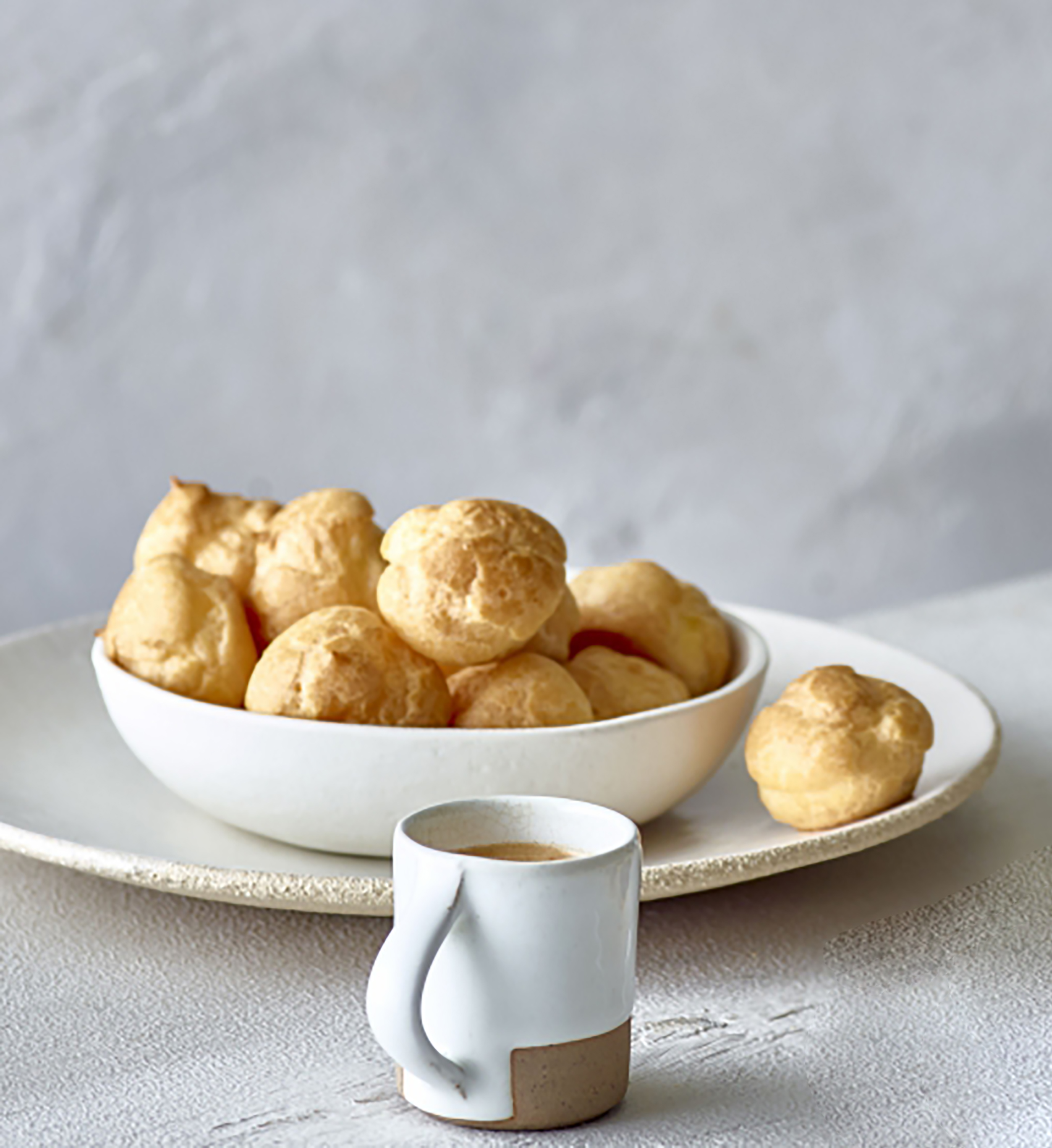 Poppies Frozen Mini Cream Puffs, Pastry Shells Filled with Rich Vanilla Dairy Cream 17.6oz thumbnail 4