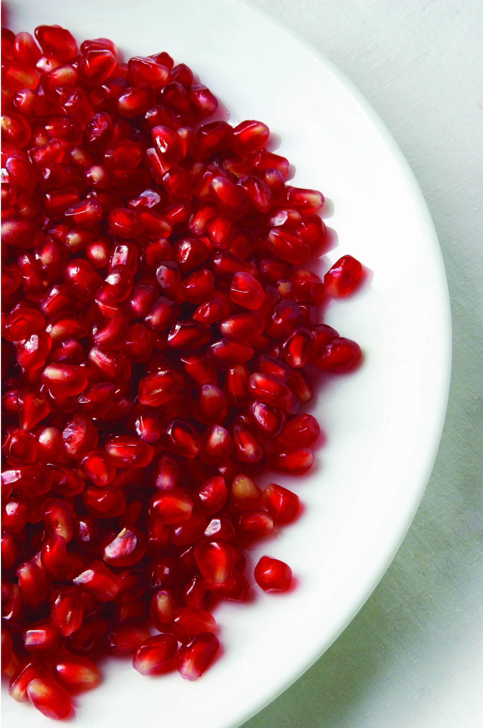 Pomegranate Arils, Ready to Eat Pomegranate Seeds, 4 oz Cup thumbnail 4