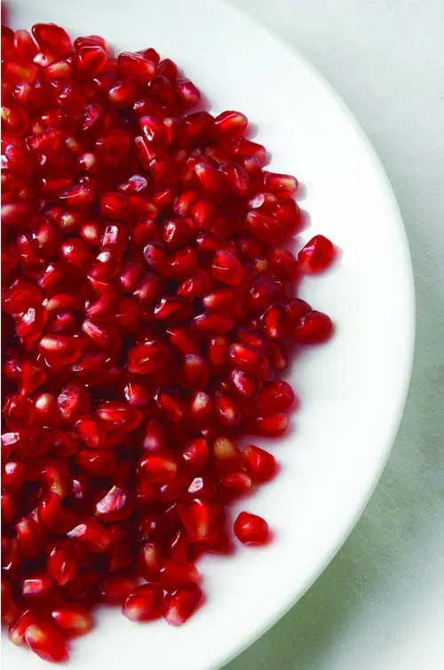 Pomegranate Arils, Ready to Eat Pomegranate Seeds, 4 oz Cup thumbnail 4